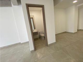 Foto 5 de Quito Tenis, Local Comercial en  Renta, 82.02m2, 1 Ambiente