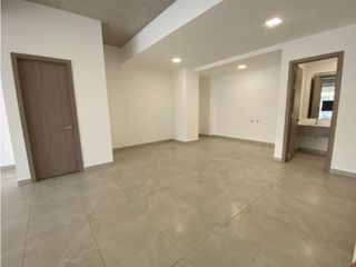 Foto 3 de Quito Tenis, Local Comercial en  Renta, 82.02m2, 1 Ambiente