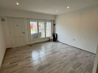 Foto 1 de PH en Venta en Villa Primera