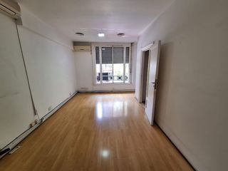 Foto 6 de IMPECABLE OFICINA DE 117 M2 SOBRE AV. CORDOBA