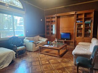 Foto 1 de VENTA Casa antigua  de 7 ambientes en Almagro