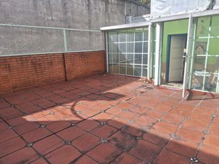Foto 23 de VENTA Casa antigua  de 7 ambientes en Almagro