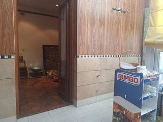 Foto 8 de VENTA Casa antigua  de 7 ambientes en Almagro