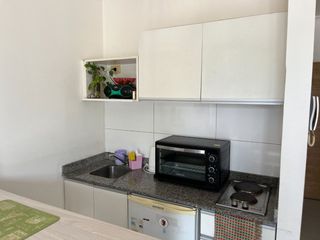 Foto 3 de MONOAMBIENTE ALQUILER LOMAS DE ZAMORA CON COCHERA