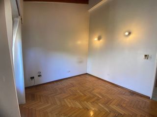 Foto 8 de VENTA CASA 5 AMBIENTES VILLA LUGANO