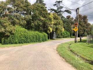 Foto 9 de TERRENO EN VENTA LOS ROBLES DEL MONARACA