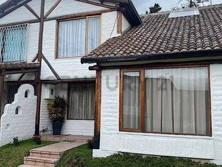 Foto 2 de 20280 ¡ EXCLUSIVA! Venta de Casa Valle de los Chillos distribuida en dos plantas