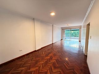 Foto 3 de Departamento de categoría de 3 dormitorios + dependencia y cochera en Las Heras al 300, Barrio Sur