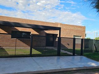 Foto 2 de EL MOLINOS - ROLDAN -DOS DORMITORIOS - PILETA