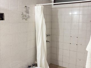 Foto 7 de Departamento un dormitorio con patio enorme en venta en Alberdi
