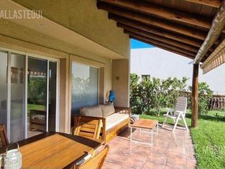 Foto 69 de VENTA Casa en San Eduardo Pilar del Este