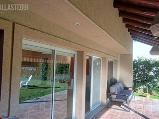 Foto 40 de VENTA Casa en San Eduardo Pilar del Este