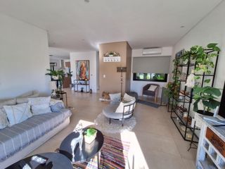 Foto 5 de Casa en venta - 3 Dormitorios 3 Baños - Pilar del Este