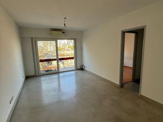 Foto 3 de Departamento en Venta - 2 Ambientes - Paternal