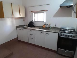 Foto 1 de Departamento en alquiler de dos ambientes - apto profesional y mascotas - Recoleta