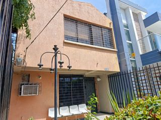 Foto 12 de SE VENDE CASA  CON APARTAMENTO ANEXO EN EL JARDN, SANTA MARTA