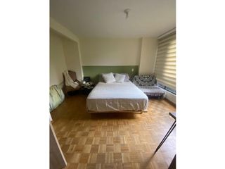 Foto 3 de Venta de apartamento poblado Castropol