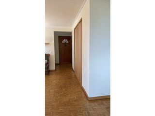 Foto 4 de Venta de apartamento poblado Castropol