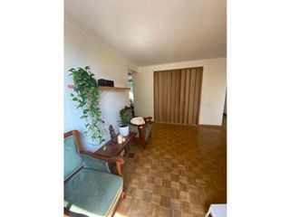 Foto 2 de Venta de apartamento poblado Castropol