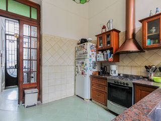 Foto 11 de Casa  de 6 ambientes en Venta en Almagro