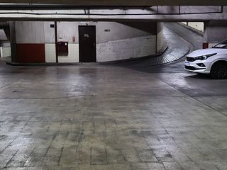 Foto 4 de Cochera cubierta  en venta ubicado en Microcentro!