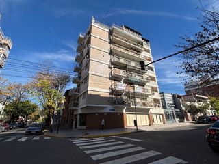Foto 2 de ALQUILER PISO EN PARQUE CHACABUCO BALCON Y COCHERA