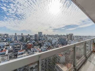 Foto 1 de VENTA PISO 4 AMBIENTES RECOLETA DOS COCHERAS