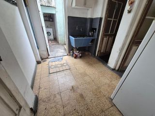 Foto 19 de CASA A RECICLAR 3 AMBIENTES TERRAZA LOTE 14X4.40M