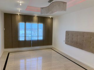 Foto 10 de DEPARTAMENTO DÚPLEX 3 DORMITORIOS AV. ROCA