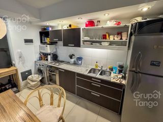 Foto 3 de Venta Departamento Villa Urquiza Dos Ambientes Balcón Pileta APTO CRED
