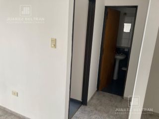 Foto 6 de Departamento en alquiler, 1 dormitorio en barrio Alberdi, expensas bajas