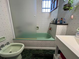 Foto 25 de VENTA - CASA 5 AMB C/GARAGE Y QUINCHO - EXC ESTADO