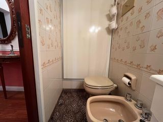 Foto 12 de VENTA - CASA 5 AMB C/GARAGE Y QUINCHO - EXC ESTADO