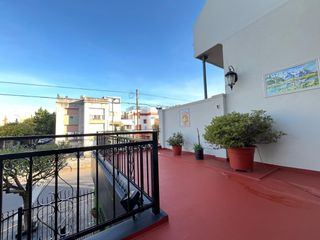 Foto 43 de VENTA - CASA 5 AMB C/GARAGE Y QUINCHO - EXC ESTADO