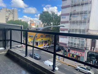 Foto 5 de Av San Juan  al 3900, Departamentos Monoambiente A Estrenar con Balcón