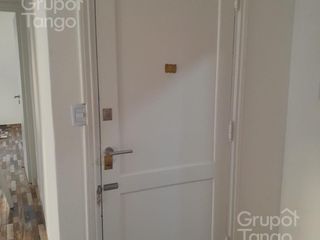Foto 19 de Venta Departamento Monserrat Dos Ambientes Frente Balcón