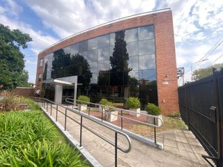Foto 1 de Oficina en  alquiler en lomas de san isidro