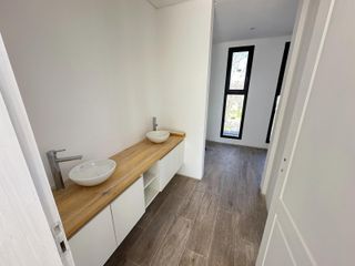 Foto 17 de Casa a estrenar en el barrio Los Eucaliptos - Harás Santa Maria