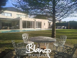 Foto 2 de Casa en Venta en Septiembre, Escobar, G.B.A. Zona Norte, Argentina