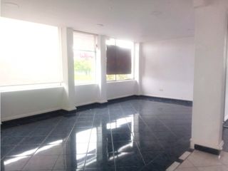 Foto 1 de Rumipamba, Oficina en Renta, 107m2, 3 Ambientes