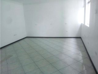 Foto 10 de Rumipamba, Oficina en Renta, 107m2, 3 Ambientes