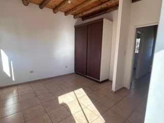 Foto 11 de Dúplex en alquiler de 2 dormitorios c/ cochera en Maipú