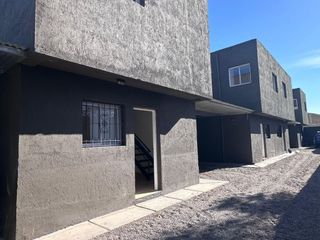 Foto 2 de Dúplex en alquiler de 2 dormitorios c/ cochera en Maipú