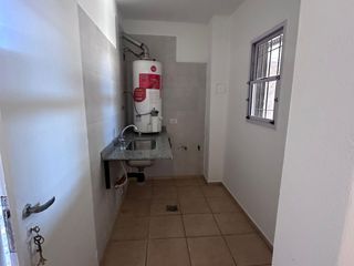 Foto 5 de Dúplex en alquiler de 2 dormitorios c/ cochera en Maipú