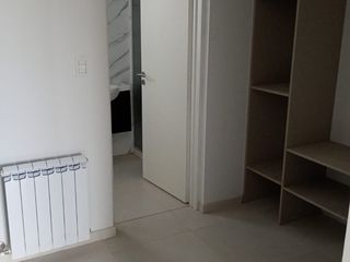 Foto 3 de Departamento en alquiler de 2 dormitorios c/ cochera en Centro