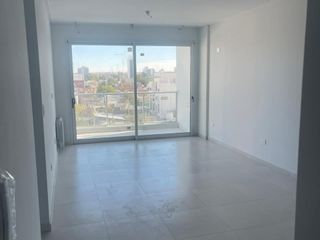 Foto 13 de Departamento en alquiler de 2 dormitorios c/ cochera en Centro