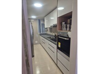 Foto 5 de APARTAMENTO EN VENTA, LA ALHAMBRA, EDIFICIO XIRHOS