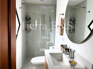 Foto 12 de APARTAMENTO REMODELADO EN EL COUNTRY 200M2