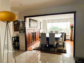 Foto 3 de APARTAMENTO REMODELADO EN EL COUNTRY 200M2