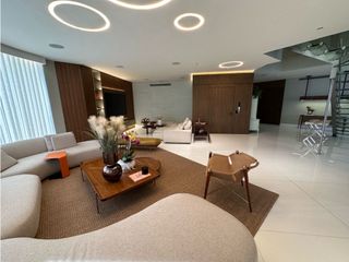 Foto 2 de APARTAMENTO DE LUJO EN ALTO PRADO